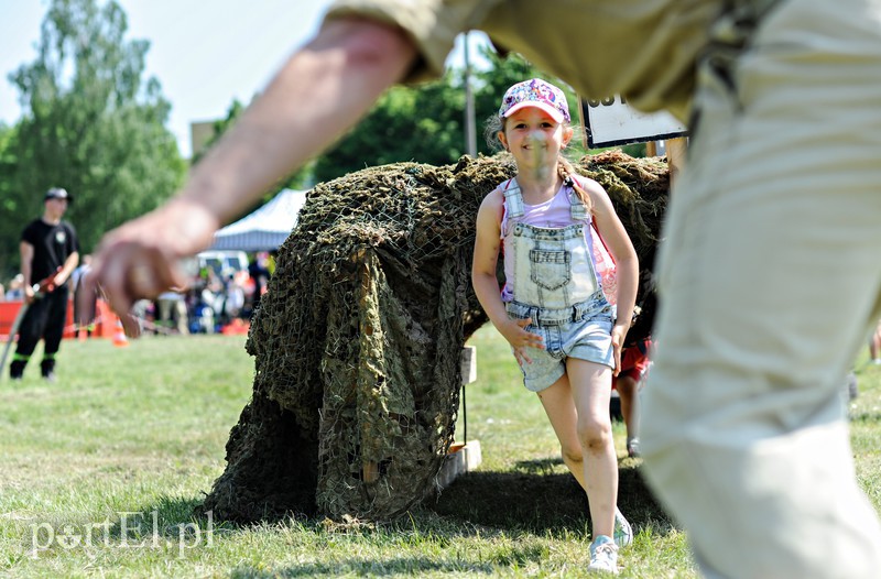Pokazy, atrakcje i mundury zdjęcie nr 174961
