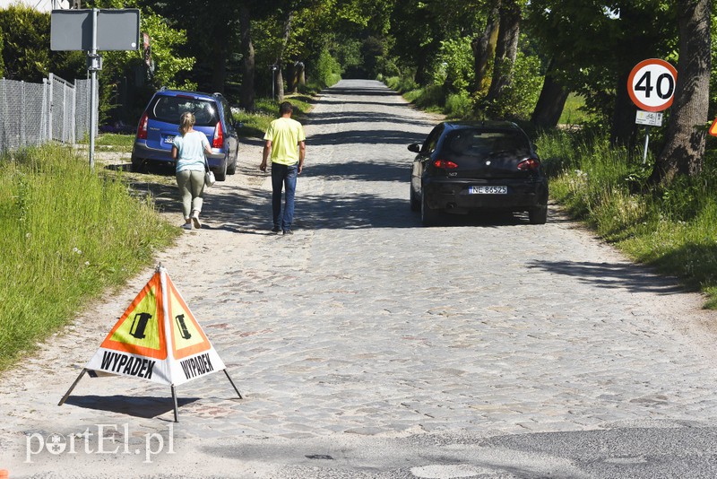 Tragiczny wypadek w Komorowie Żuławskim, nie żyje kierowca skody zdjęcie nr 175049