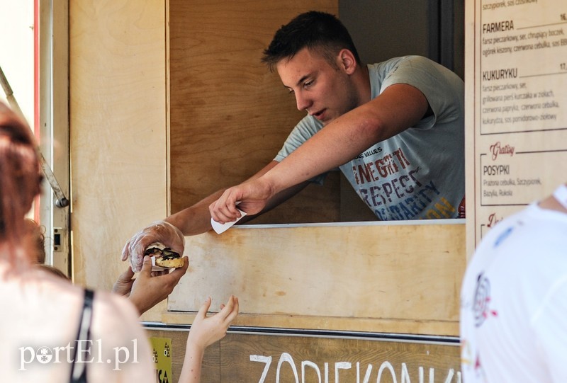 Plac Jagiellończyka pachnie jedzeniem zdjęcie nr 176945