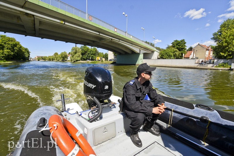 Tutaj kąpać się nie wolno zdjęcie nr 177137