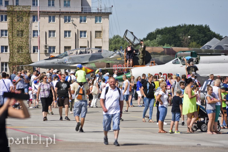 Ci, którym na widok samolotów serce bije szybciej byli dziś w "siódmym niebie" zdjęcie nr 177507