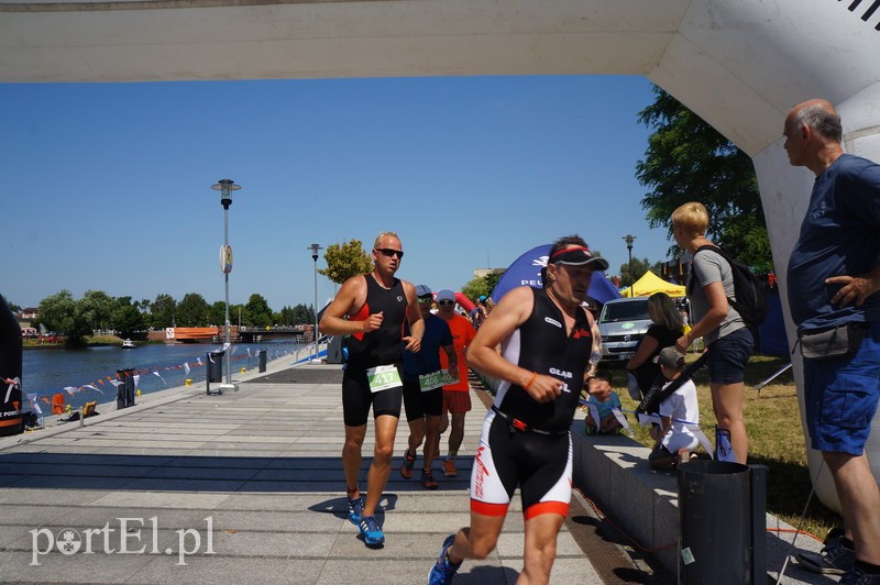 Elbląg był dzisiaj stolicą triathlonu zdjęcie nr 178052