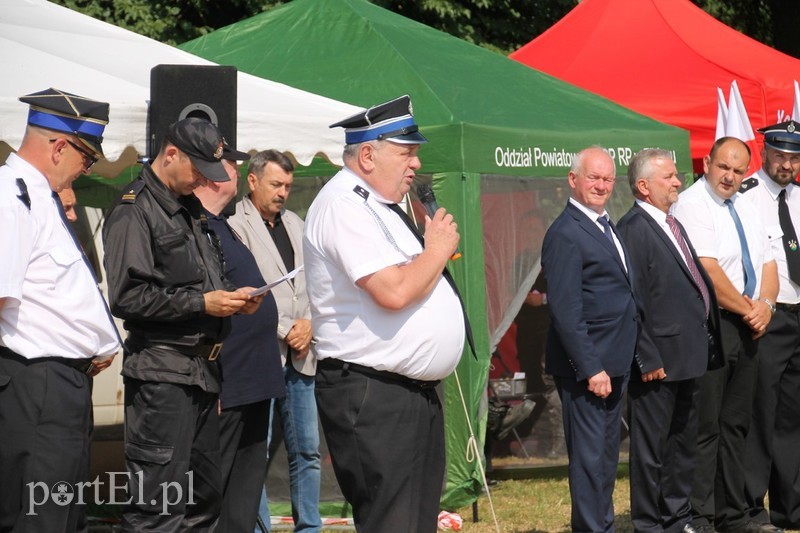 Strażacy ochotnicy w akcji zdjęcie nr 178259