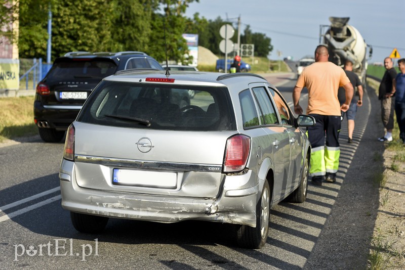 Kolizja za Gronowem Górnym, kobieta w ciąży trafiła do szpitala zdjęcie nr 178342