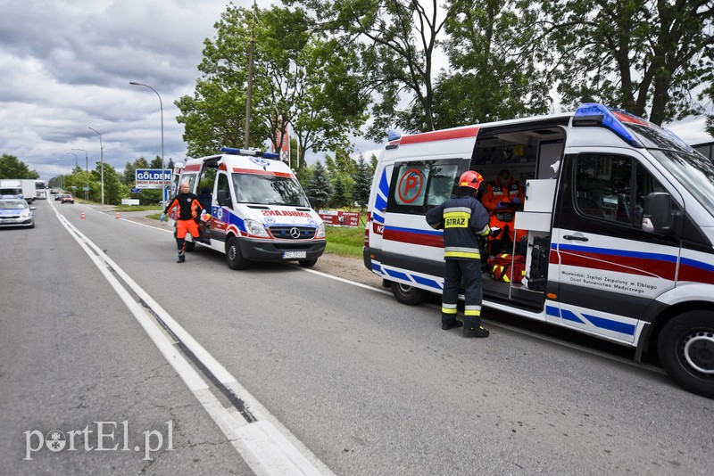 Efekt domina w wypadku. Cztery osoby ranne zdjęcie nr 178730