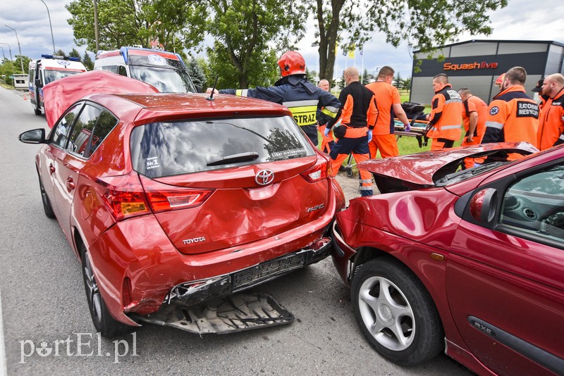 Efekt domina w wypadku. Cztery osoby ranne zdjęcie nr 178736