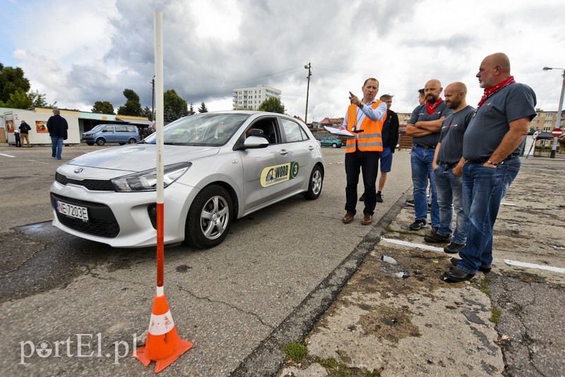 Niekoniecznie szybko, za to dokładnie zdjęcie nr 179110