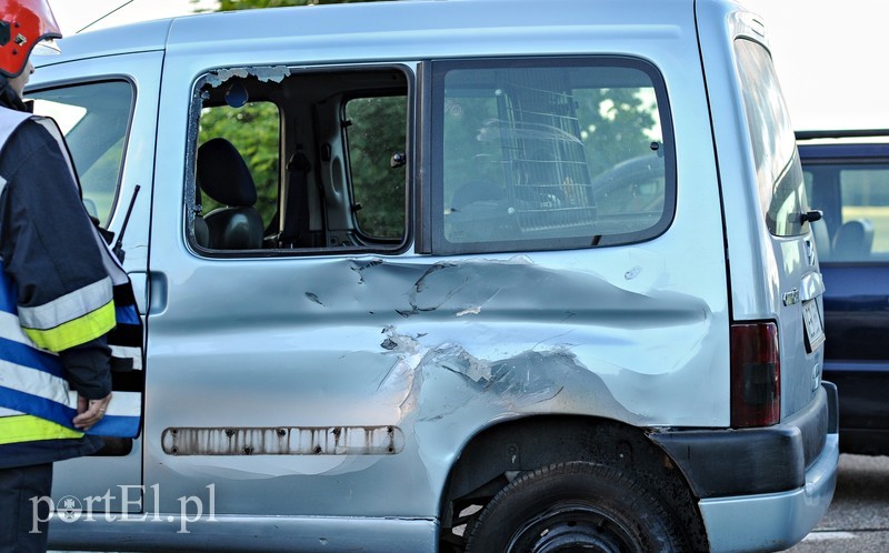  Wypadek z udziałem motocyklisty na drodze 509 zdjęcie nr 179687