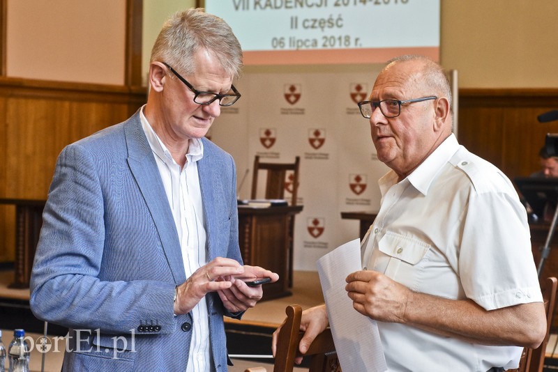 Sesja Rady Miejskiej na żywo. O Starcie i cieple zdjęcie nr 180104