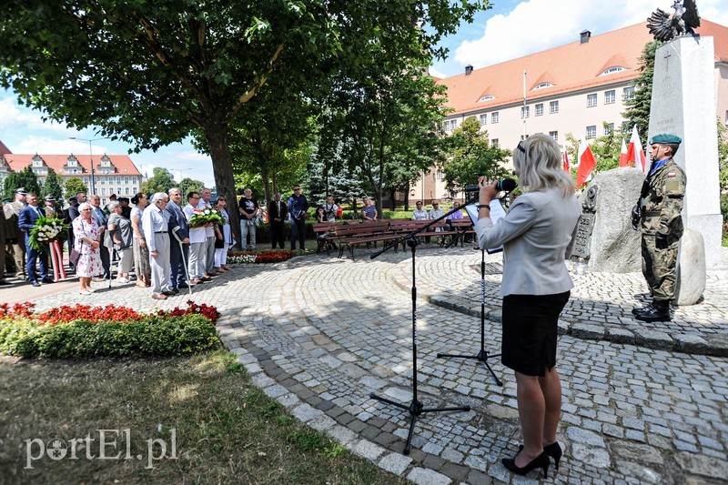 Upamiętnili ofiary Wołynia zdjęcie nr 180547