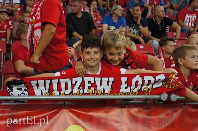 Olimpia przegrała z Widzewem 0:1 zdjęcie nr 181098