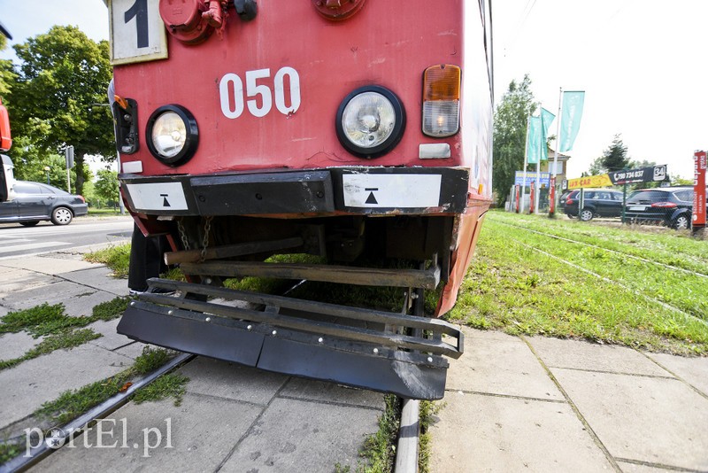 Kolizja z tramwajem na al. Grunwaldzkiej zdjęcie nr 181117