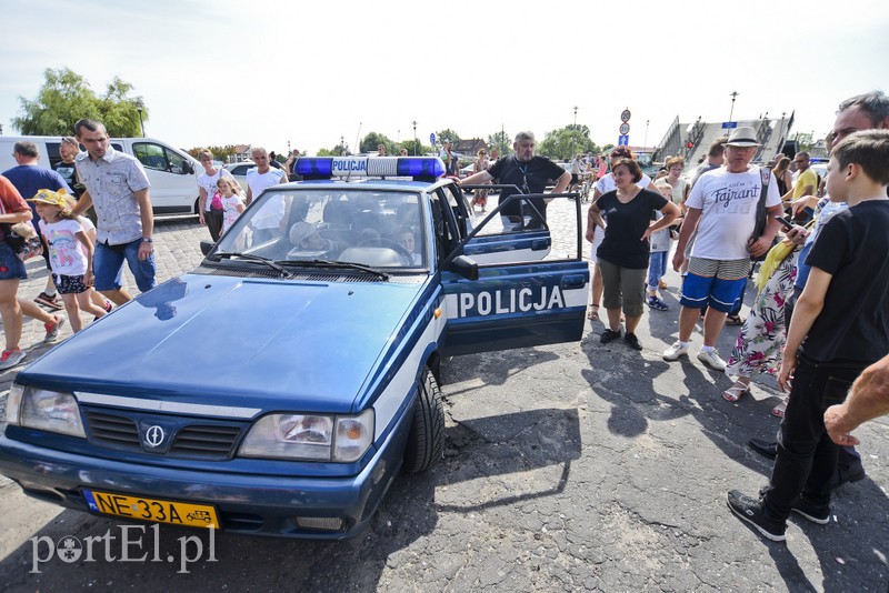 Mundurowi na luzie zdjęcie nr 181150