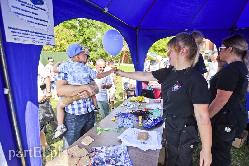 Mundurowi na luzie zdjęcie nr 181137