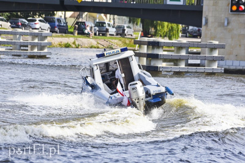 Mundurowi na luzie zdjęcie nr 181165
