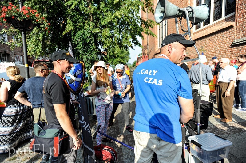 Pielgrzymi ruszyli na Jasną Górę zdjęcie nr 181351