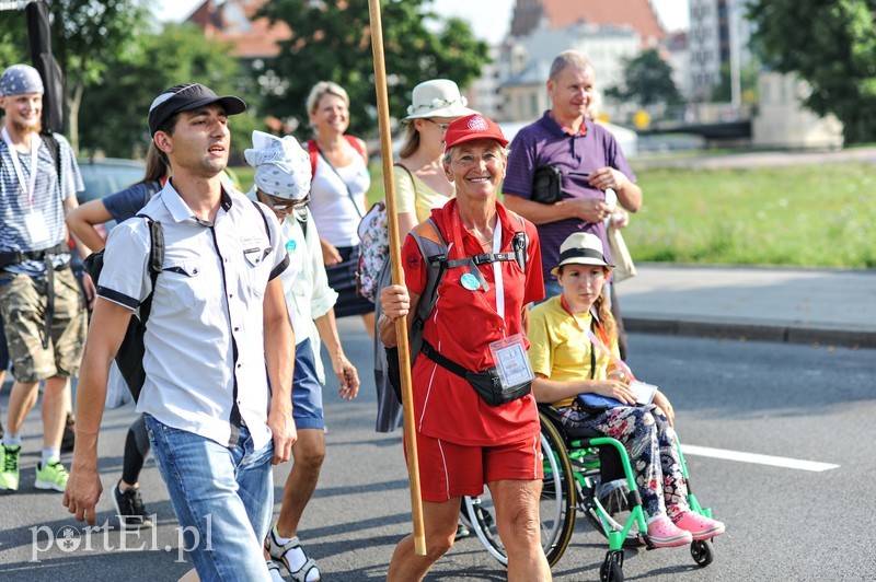 Pielgrzymi ruszyli na Jasną Górę zdjęcie nr 181372