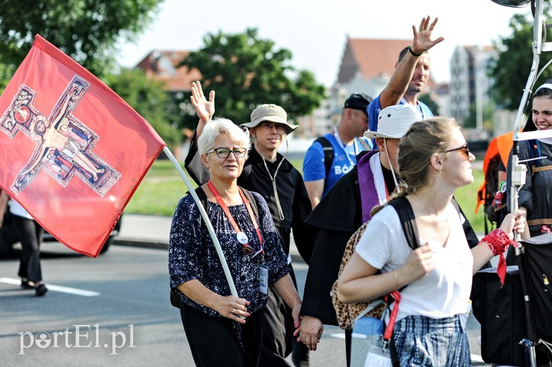 Pielgrzymi ruszyli na Jasną Górę zdjęcie nr 181371