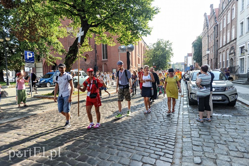 Pielgrzymi ruszyli na Jasną Górę zdjęcie nr 181362
