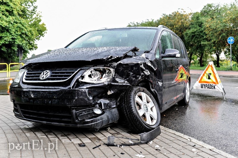 Elbląg Wymusił pierwszeństwo na skrzyżowaniu