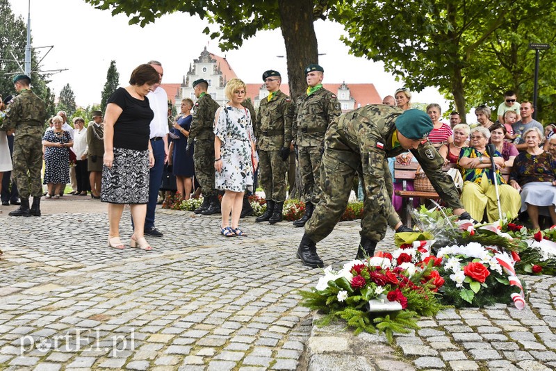 Gloria victis - chwała zwyciężonym zdjęcie nr 181702