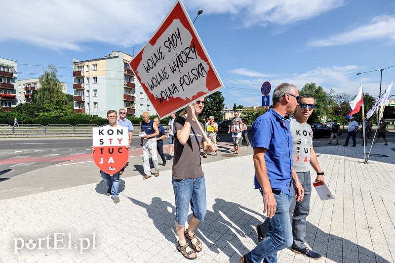 Nowy sąd, stary protest zdjęcie nr 181848