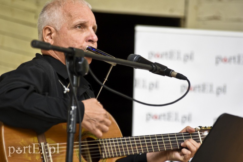 "Z wiatrem..." o Krzysztofie Kamilu Baczyńskim zdjęcie nr 181896