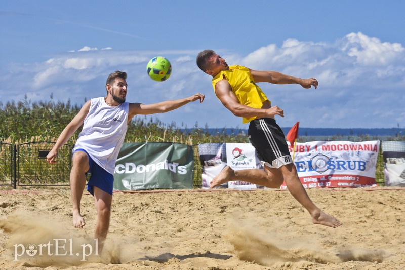 Piłkarskie emocje na plaży w Kadynach zdjęcie nr 181912