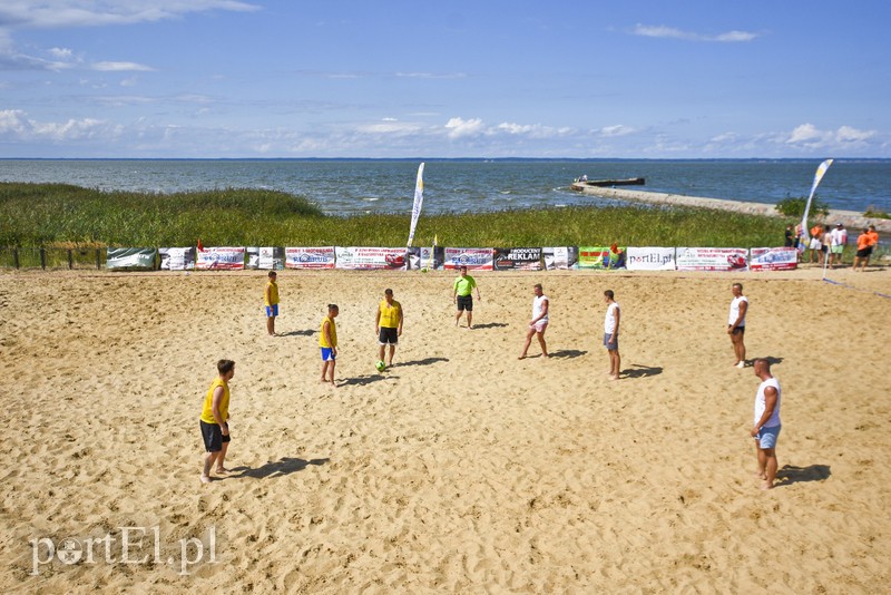 Piłkarskie emocje na plaży w Kadynach zdjęcie nr 181899