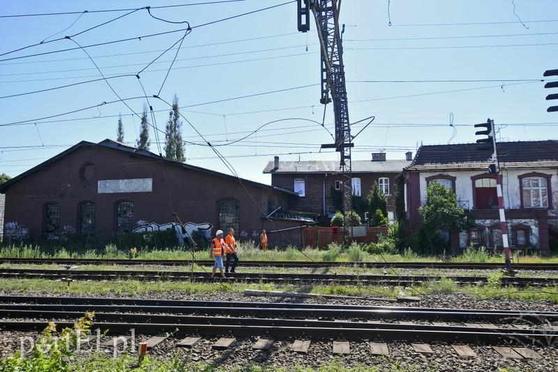 Nie kursują pociągi, Lotnicza zamknięta! zdjęcie nr 182008