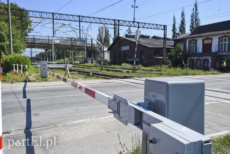 Nie kursują pociągi, Lotnicza zamknięta! zdjęcie nr 182015