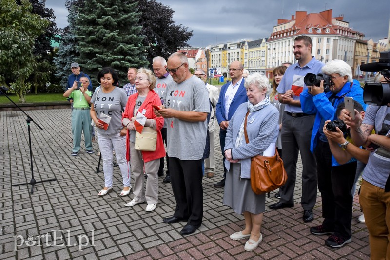 Henryka Krzywonos – Strycharska: Zgubiliśmy tę naszą Solidarność zdjęcie nr 183099