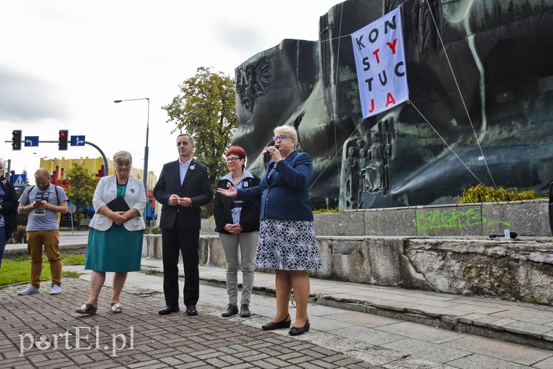 Henryka Krzywonos – Strycharska: Zgubiliśmy tę naszą Solidarność zdjęcie nr 183101