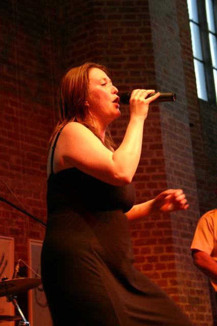 Elbląg ToMi Blues Kapela i Karolina Cygonek.
