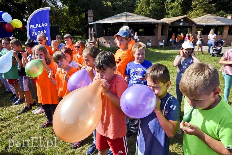 Wakacje pożegnali festynem zdjęcie nr 183928