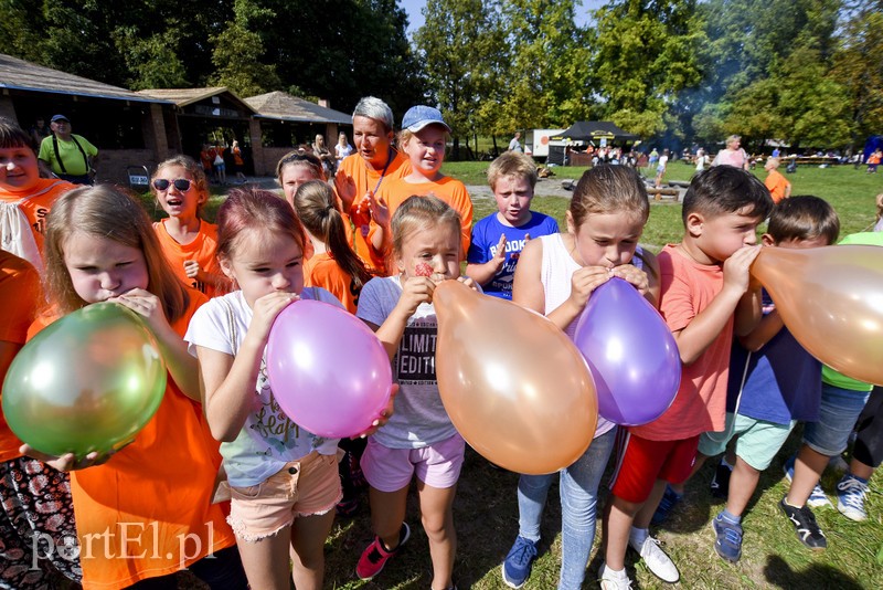 Wakacje pożegnali festynem zdjęcie nr 183926