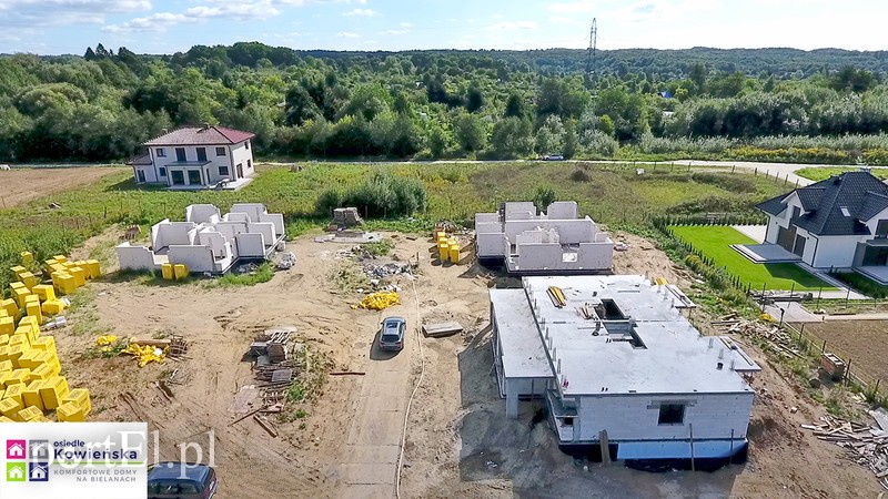 Zobacz jak powstaje nowe osiedle domów na Bielanach zdjęcie nr 184211