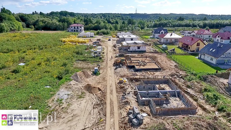 Zobacz jak powstaje nowe osiedle domów na Bielanach zdjęcie nr 184209