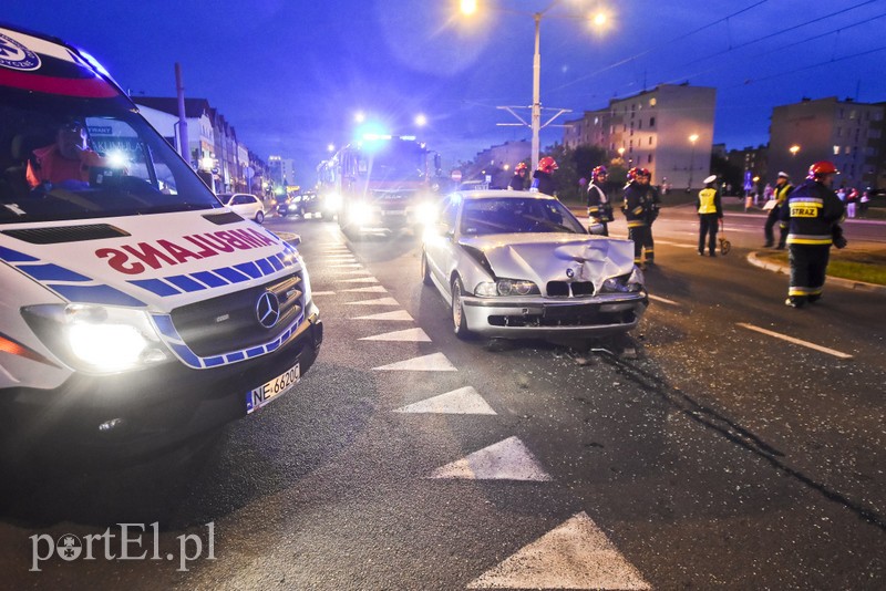 Zderzenie bmw z toyotą na ul. Płk.Dąbka zdjęcie nr 184420