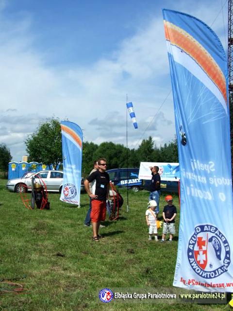 Paralotnie na pikniku lotniczym zdjęcie nr 14741