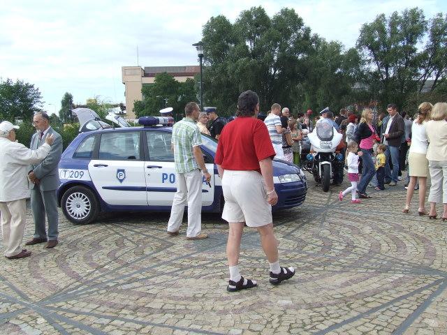 Policja odświętnie zdjęcie nr 14943