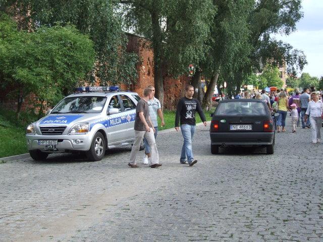 Policja odświętnie zdjęcie nr 14953