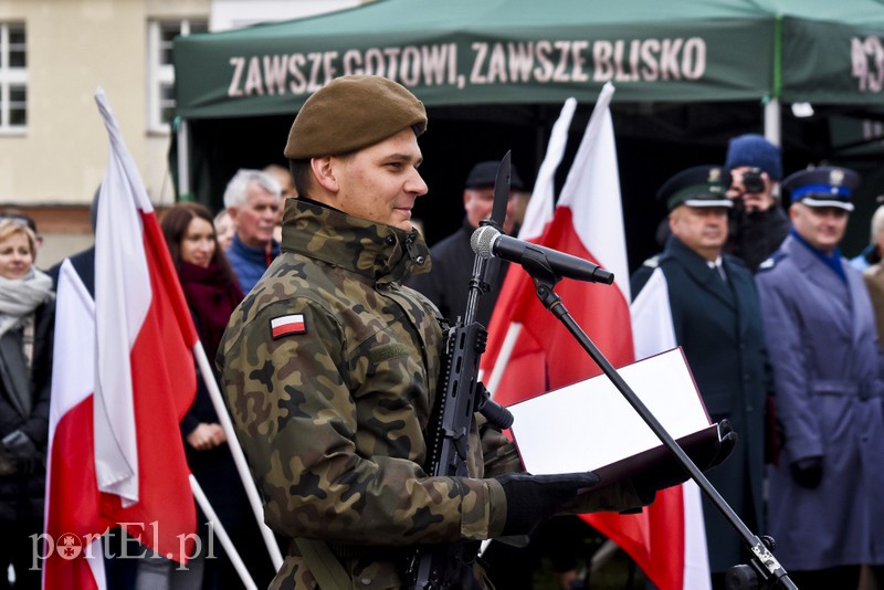 Ochotnicy stali się żołnierzami zdjęcie nr 187722