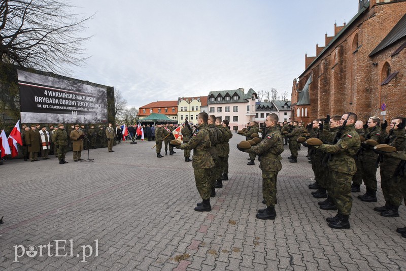 Ochotnicy stali się żołnierzami zdjęcie nr 187708