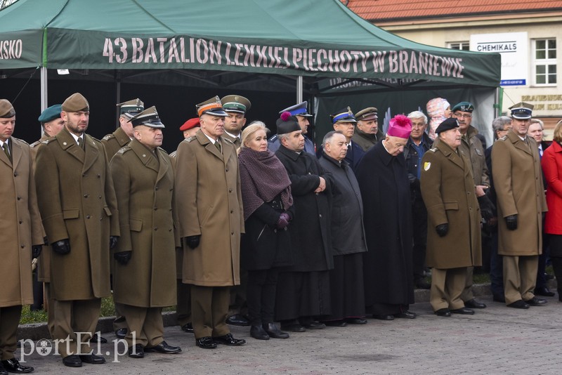 Ochotnicy stali się żołnierzami zdjęcie nr 187705