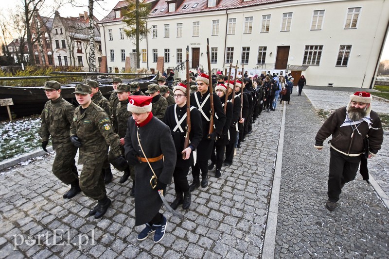 Elblążanie ruszyli na Belweder zdjęcie nr 189954