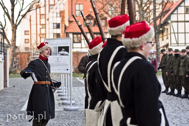 Elblążanie ruszyli na Belweder zdjęcie nr 189952