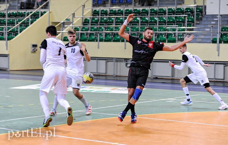 Szósta porażka Meblarzy w lidze zdjęcie nr 190220