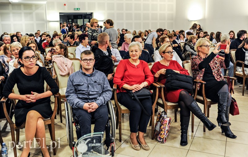 Oni chcą i lubią pomagać zdjęcie nr 190224