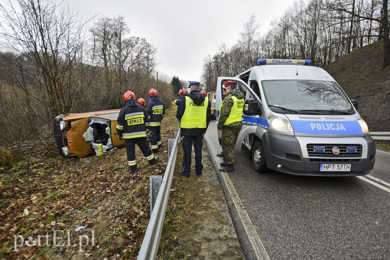 Fiat na boku, kierowca zasłabł zdjęcie nr 190523